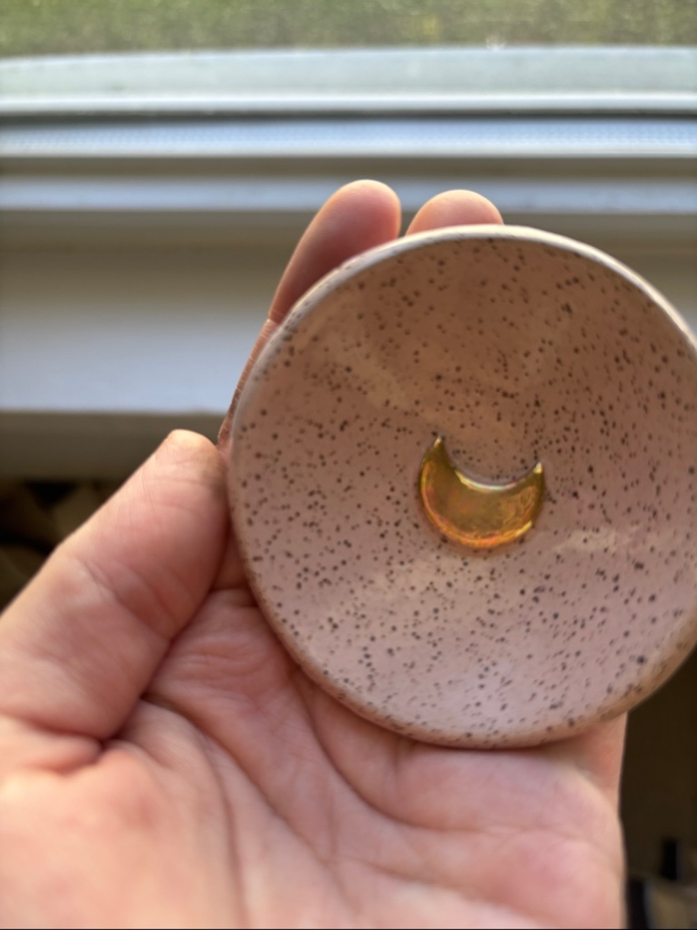 Seagoat Ceramics 🌙 pastel pink ring Dish with Gold Crescent moon - Picture 3 of 3